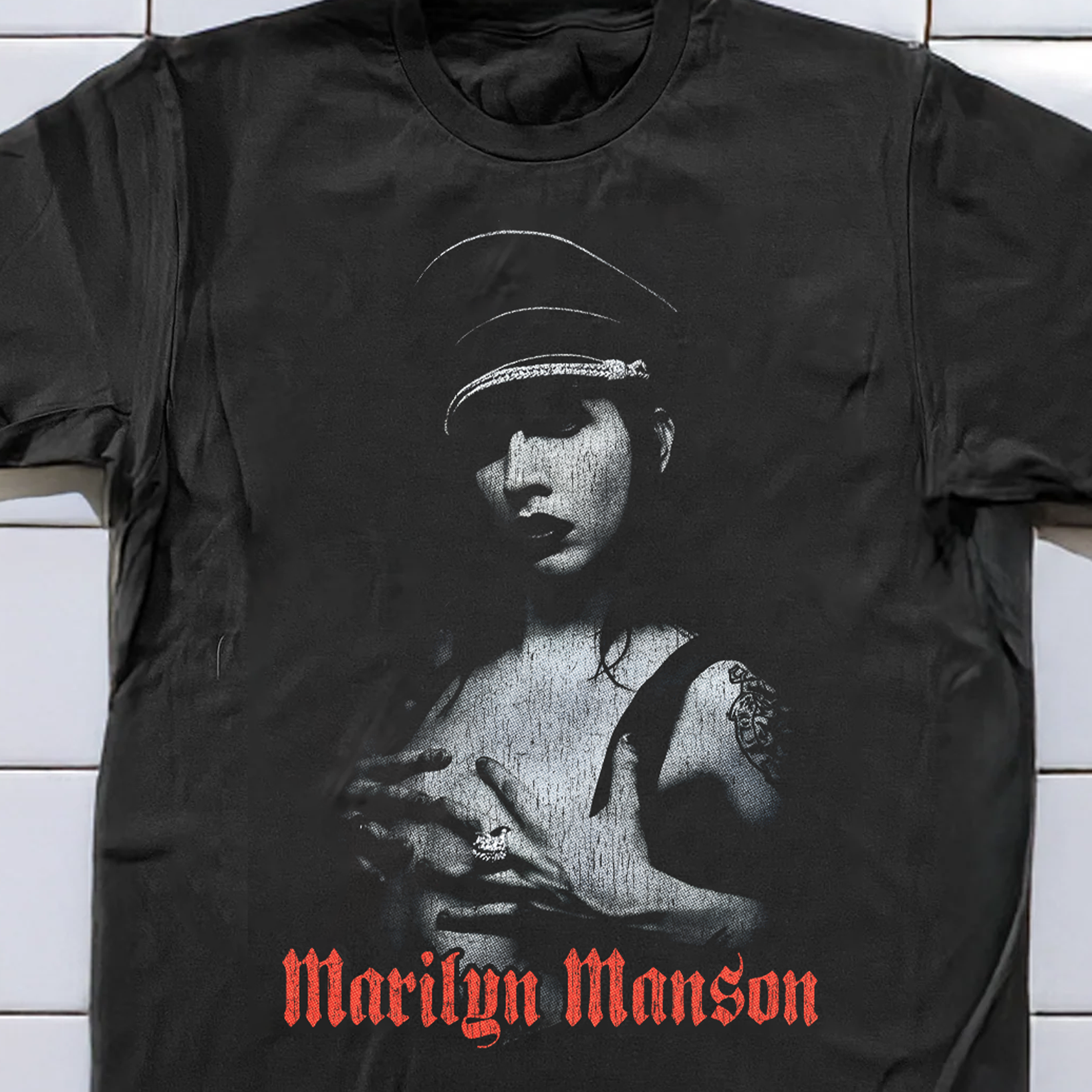 Vintage 01 Marilyn Manson Washed Black Graphic Graphic T-Shirt