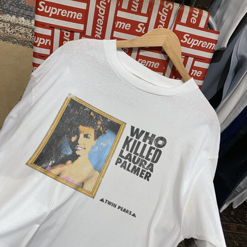Vintage Who Killed Laura Palmer Twin Peaks Vintage Washed White Graphic T-Shirt