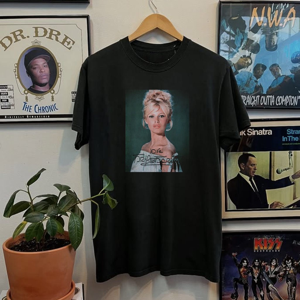 Vintage Rare Bridgitte Bardot Washed Black Graphic Graphic T-Shirt